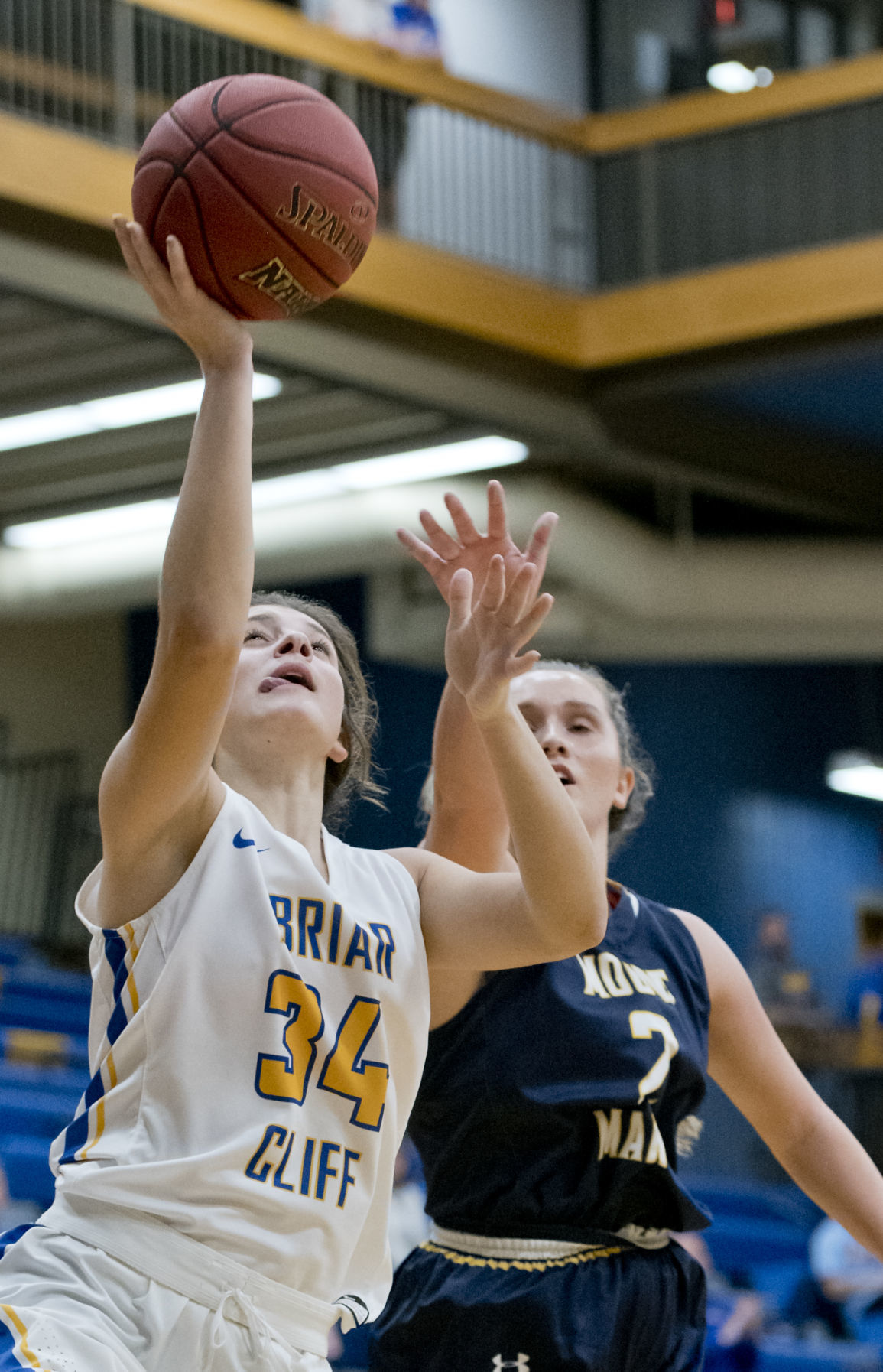 Briar Cliff defeats Mount Marty